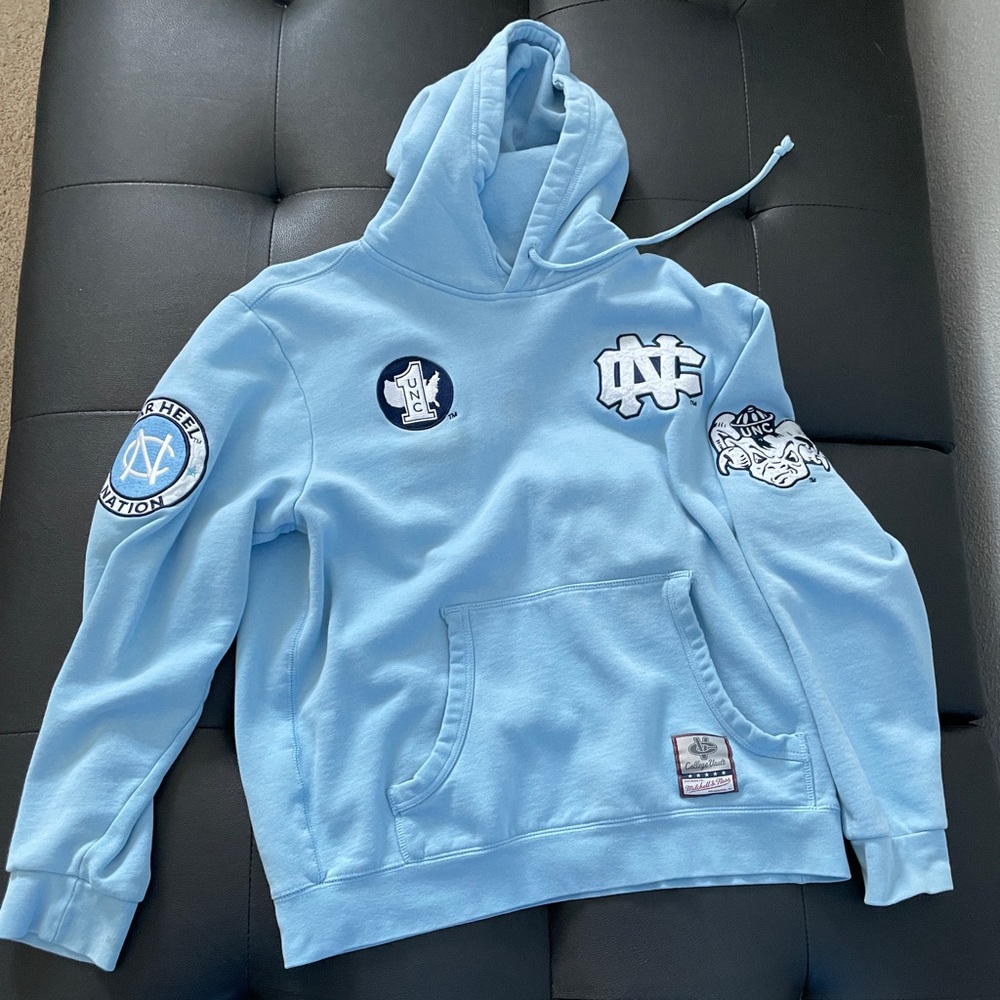 Mitchell & Ness UNC hoodie
